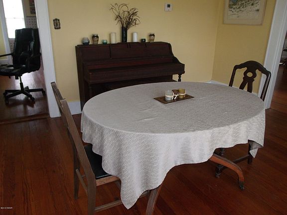 4th image of 1221 Gamble Pl