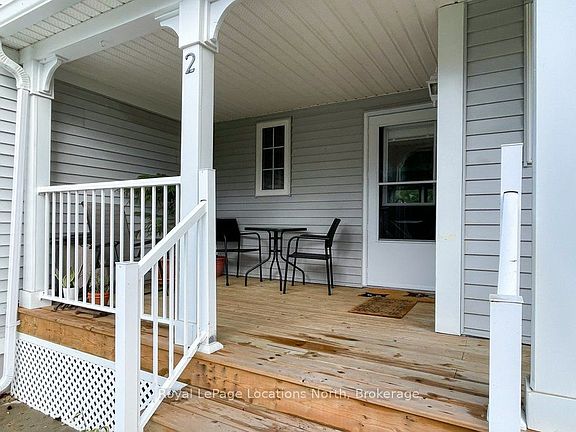 4th image of 83 Victoria St #2