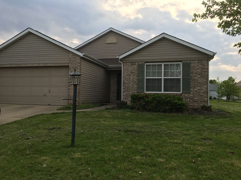 12140 Driftstone Dr, Fishers