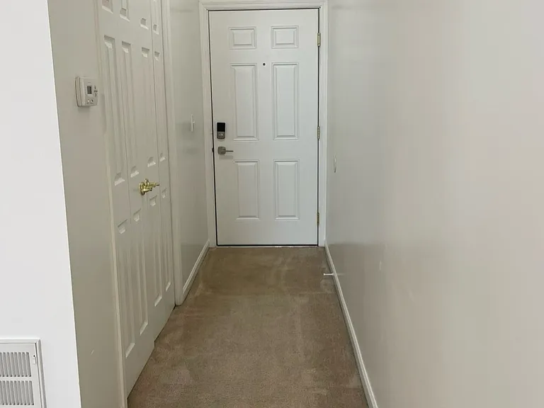 113 N Harrison St #4 — Photo 2