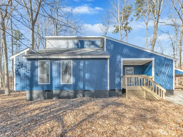 1432 Fairway Ridge Dr, Raleigh, NC 27606