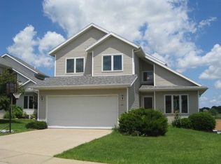 26 Jensen Ct, Iowa City, IA 52246