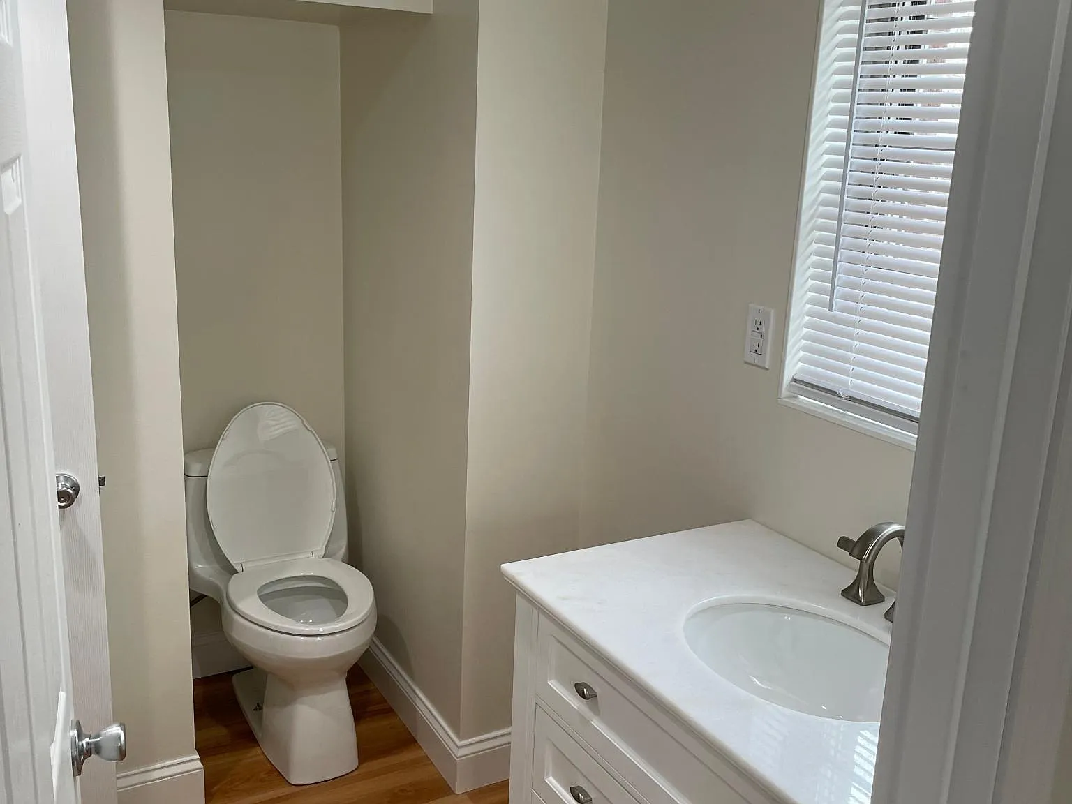 3 bed, 972 sqft, $1,595 — Photo 4