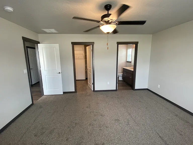 Thayer Farms Rental Homes — Photo 68