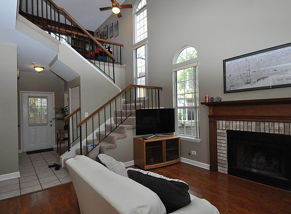 2nd image of 71 Golfview Dr