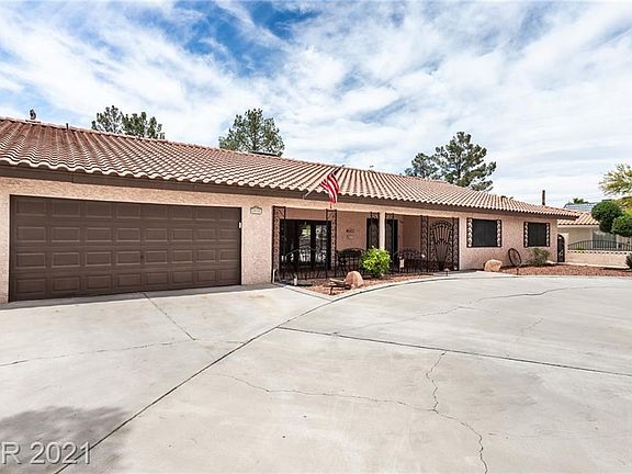 5th image of 2935 S Torrey Pines Dr