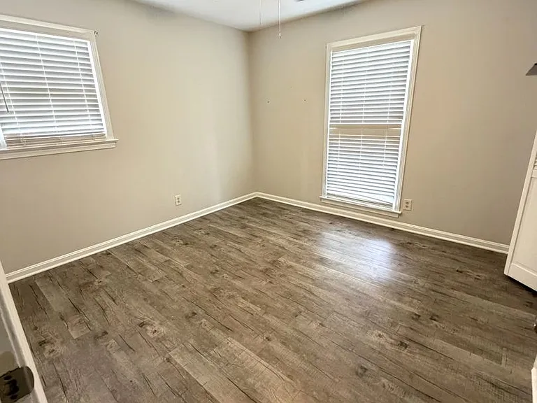 1733 Ridgedale Dr — Photo 10