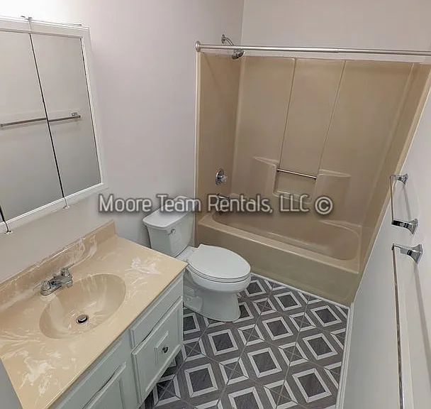 300 Morgan Rd — Photo 11