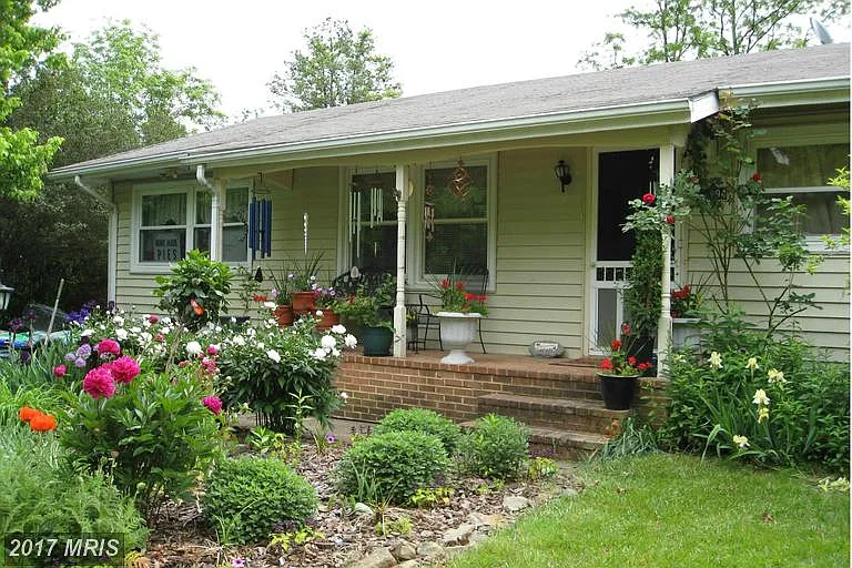 11294 Russell Rd photo 1