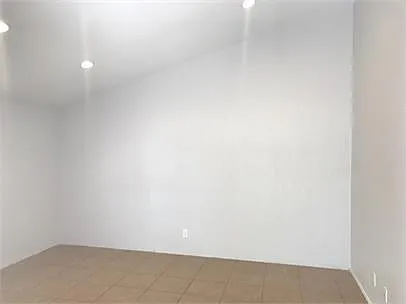 1802 Prairie Knoll Ct #A — Photo 3