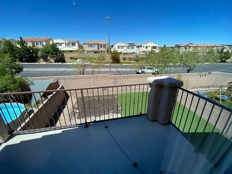 8065 Caspian Moon Dr — Photo 21