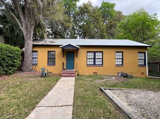 2734 SW 3rd Pl, Gainesville, FL 32607