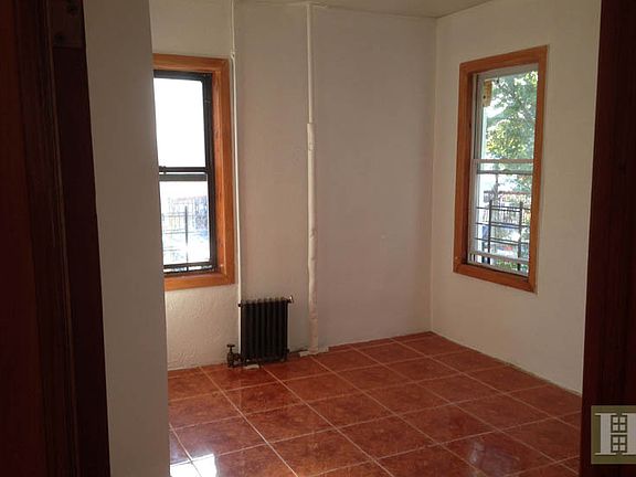 4th image of 2734 14th St APT 1