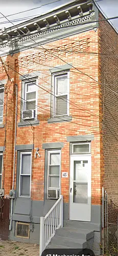 45 Mechanics Ave Photo 1