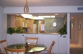 4th image of 303 Periwinkle Way Unit 212