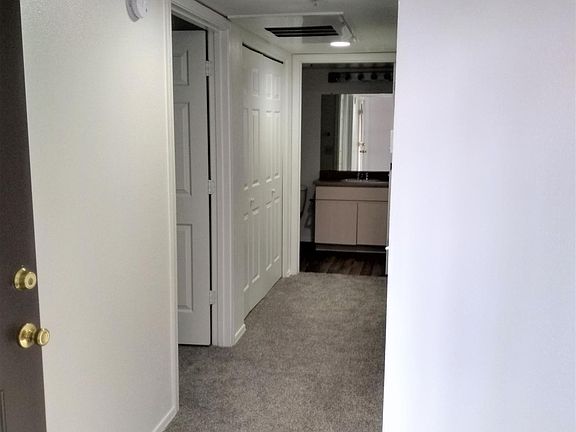 5th image of 351 E Pearl St APT 2204