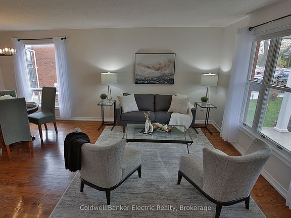 5th image of 1830 Stratton Ave