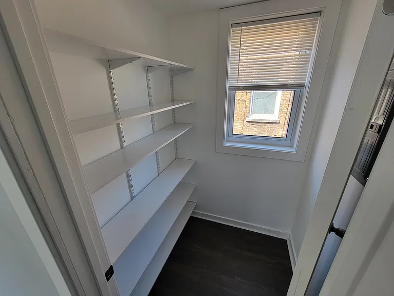 4023 N Kilbourn Ave #2 — Photo 7