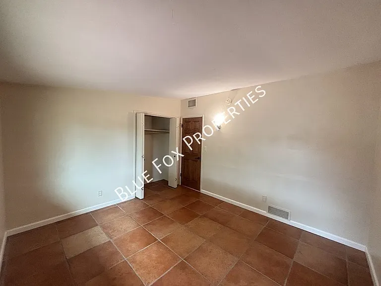 729 N Alamo Ave — Photo 12