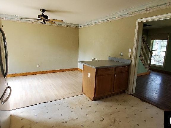 5th image of 379 Maple Rd Lot 5