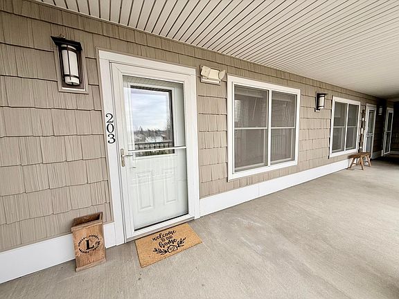 2nd image of 58 Club Rd Unit 203