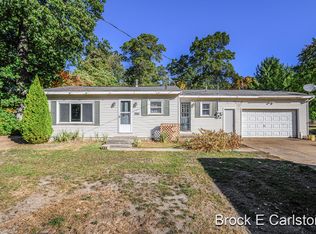 1960 Nielwood Dr, Muskegon, MI 49445