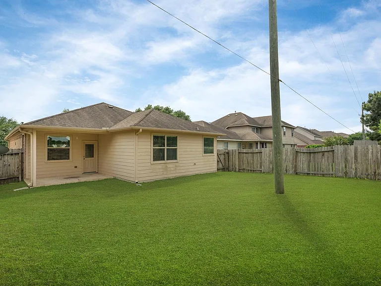 26350 Longview Creek Dr — Photo 21