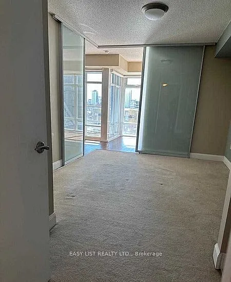 2191 Yonge St #804 — Photo 10