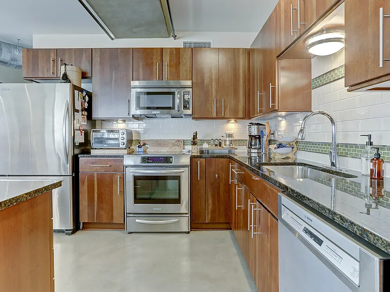 800 Brazos St #1107 — Photo 10