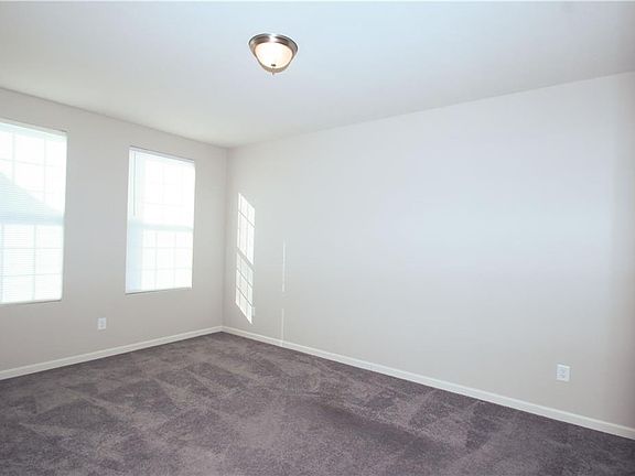 4th image of 6876 Kara Ln