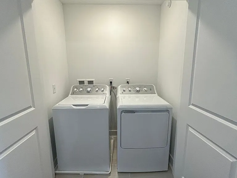 310 Cora Bergen Blvd — Photo 29