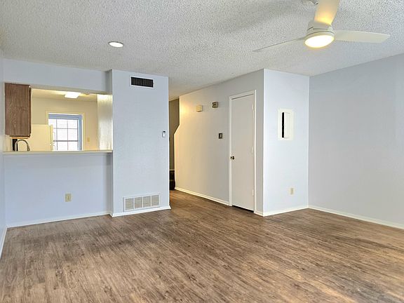 4th image of 5801 Shadydell Dr #5801