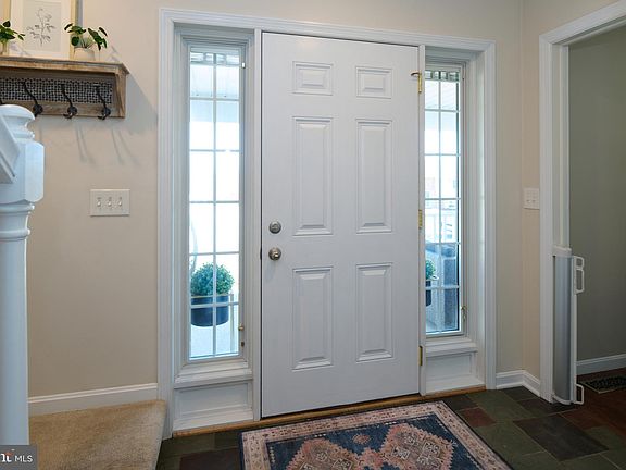 5th image of 628 Berkshire Dr