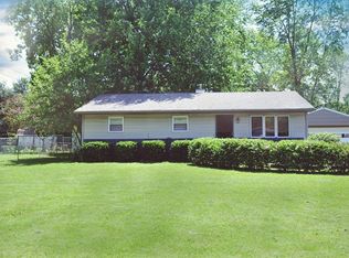 4507 W Runyon Lake Dr, Greenwood, IN 46143