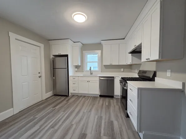 37 Quincy Ave #37, Quincy, MA 02169