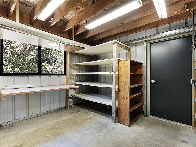 1221 Old San Jose Rd #B — Photo 29