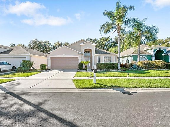 2nd image of 7343 Newhall Pass Ln