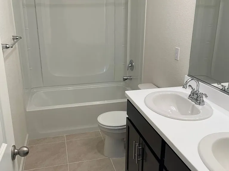 272 Shafer Ave — Photo 8