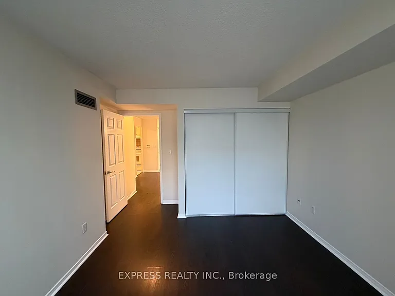 29 Pemberton Ave #1005 — Photo 6