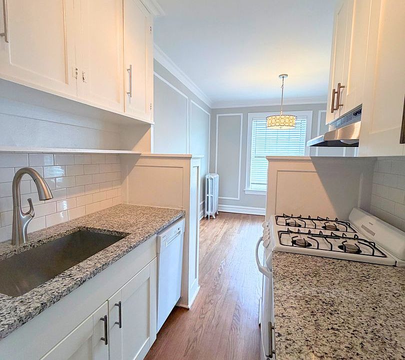 1st image of 6226 N Clark St #3F