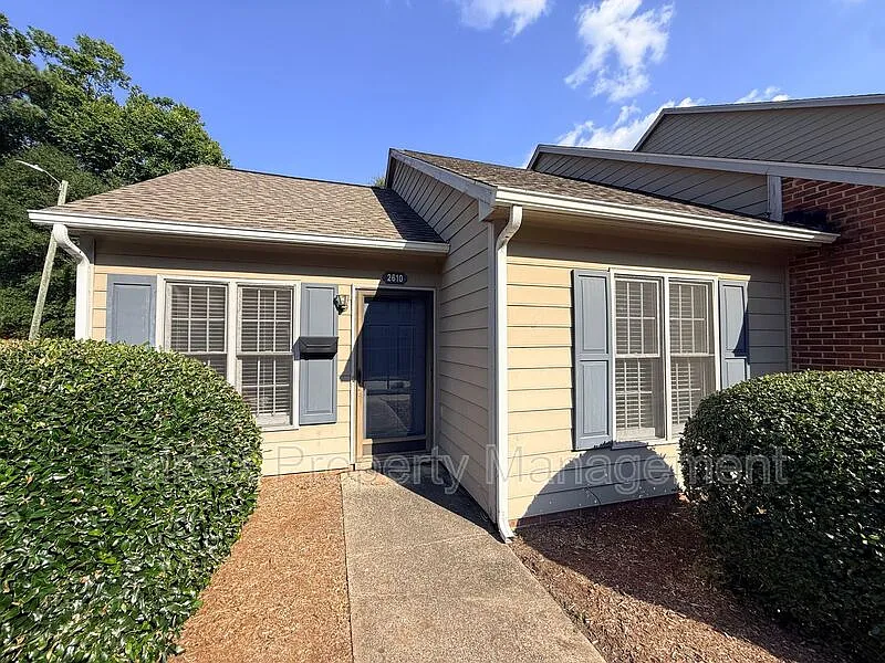1 bed, 1.0 bath, $1,395 — Photo 1