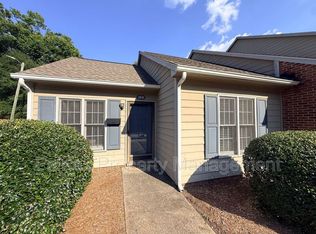2610 Hitchcock Dr, Durham, NC 27705
