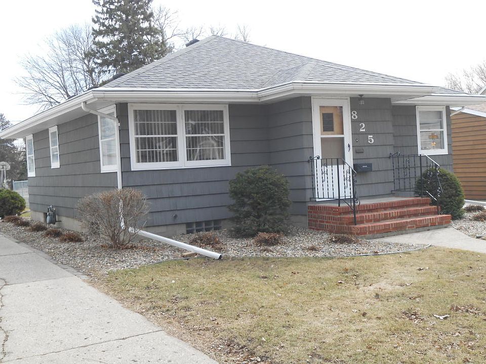1st image of 825 Redwood Dr