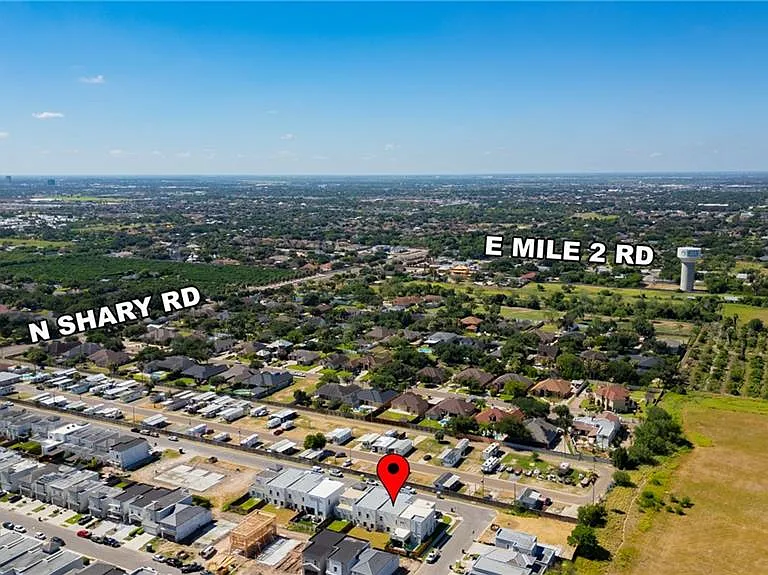 2203 Dorado Dr — Photo 2