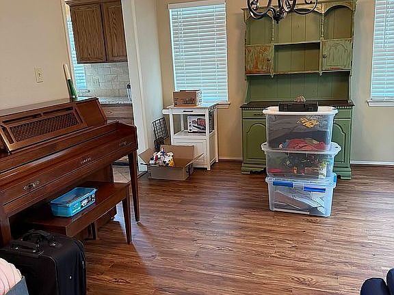 4th image of 3119 Kathleen Blvd