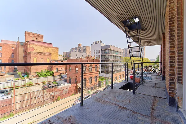 Rented by Living New York | media 22