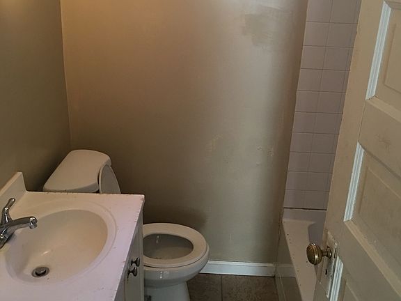 4th image of 4134 Farlin Ave #2F