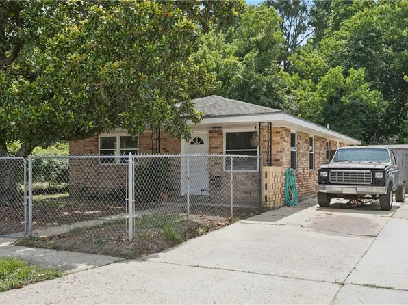 1824 Heights Dr, Saint Bernard, LA 70085