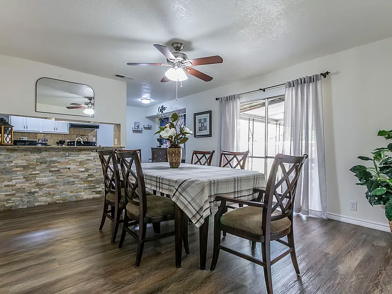 4103 Willow Green Dr — Photo 12