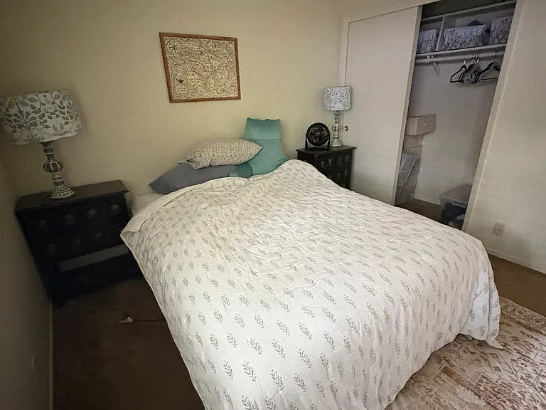 527 Flicker Ave — Photo 8
